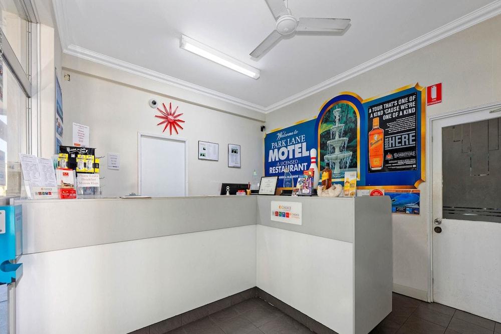 Econo Lodge Park Lane Μπούνταμπεργκ Εξωτερικό φωτογραφία