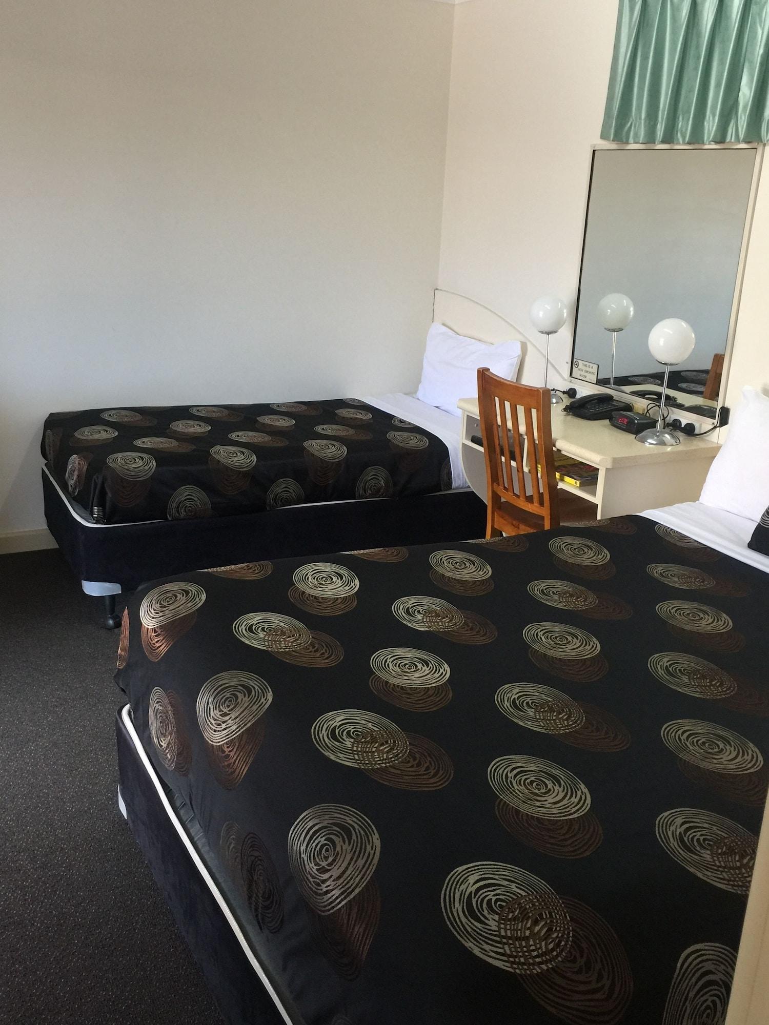 Econo Lodge Park Lane Μπούνταμπεργκ Εξωτερικό φωτογραφία