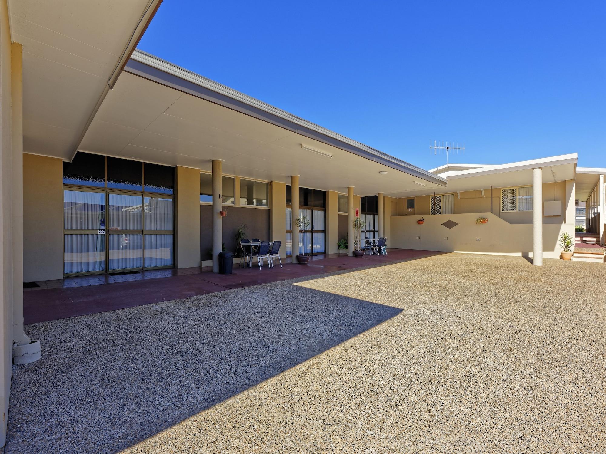 Econo Lodge Park Lane Μπούνταμπεργκ Εξωτερικό φωτογραφία