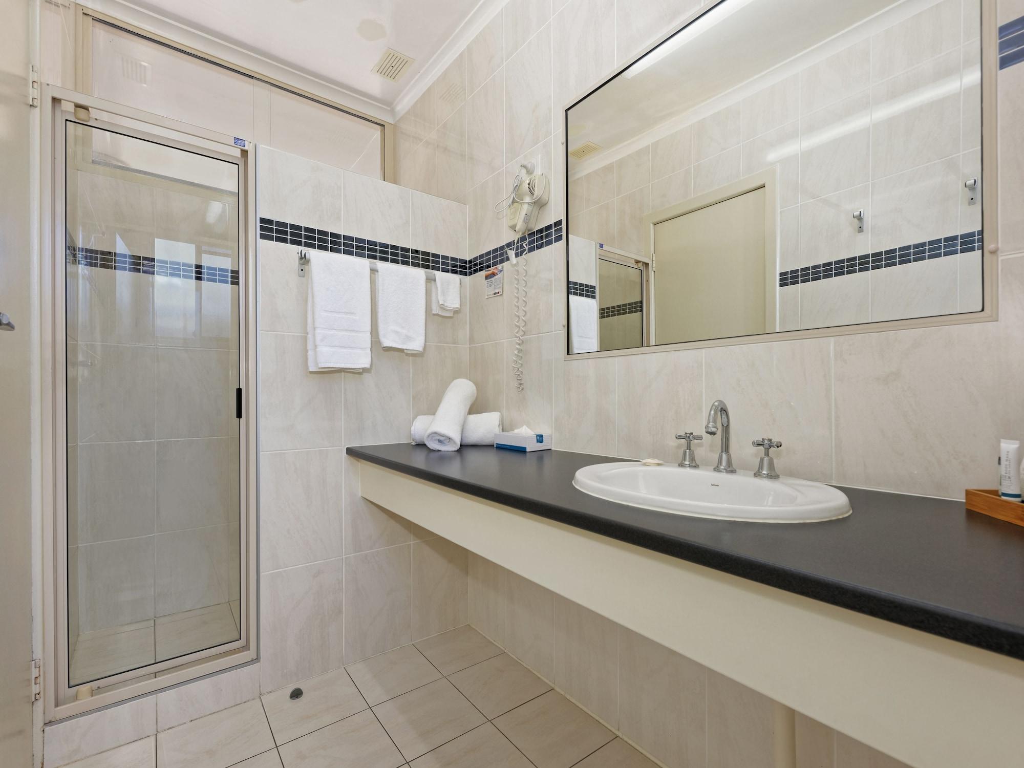Econo Lodge Park Lane Μπούνταμπεργκ Εξωτερικό φωτογραφία