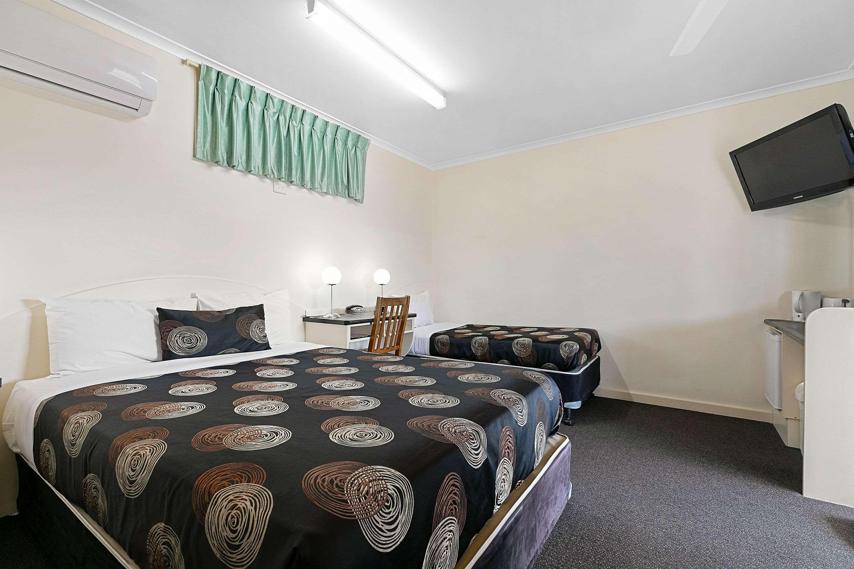 Econo Lodge Park Lane Μπούνταμπεργκ Εξωτερικό φωτογραφία