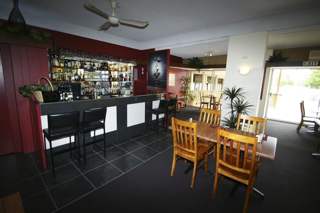 Econo Lodge Park Lane Μπούνταμπεργκ Εξωτερικό φωτογραφία