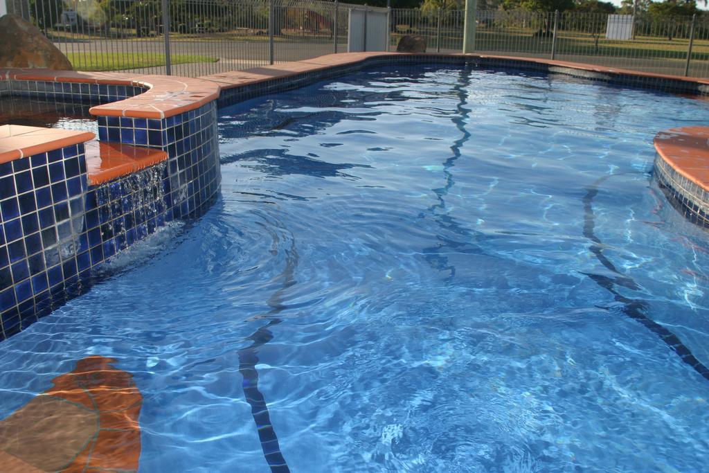 Econo Lodge Park Lane Μπούνταμπεργκ Εξωτερικό φωτογραφία