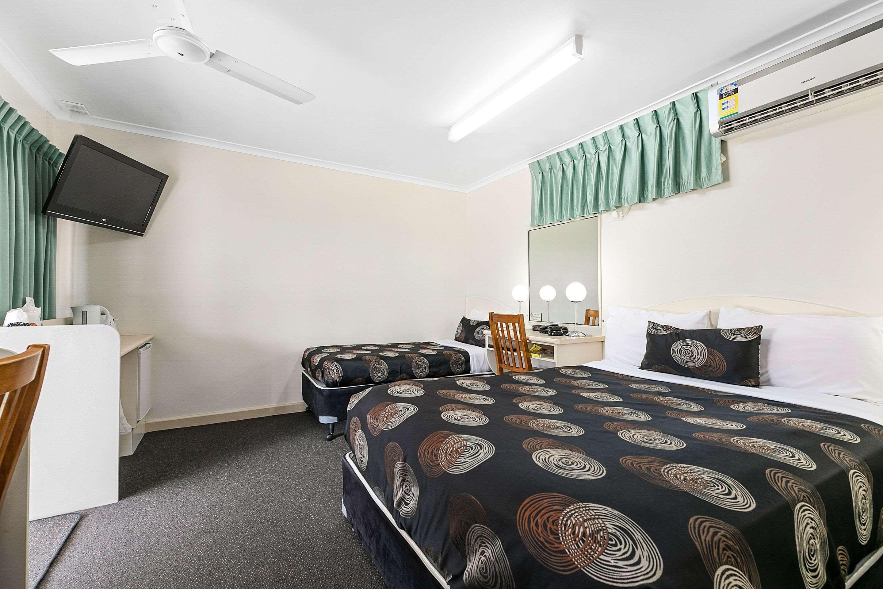 Econo Lodge Park Lane Μπούνταμπεργκ Εξωτερικό φωτογραφία