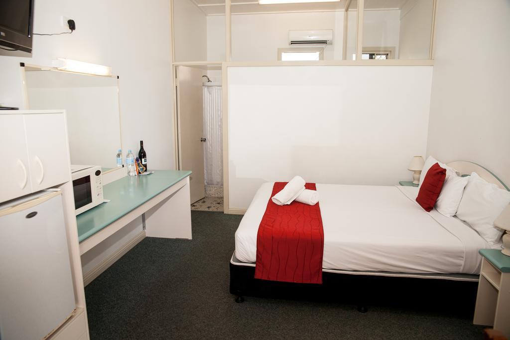 Econo Lodge Park Lane Μπούνταμπεργκ Εξωτερικό φωτογραφία